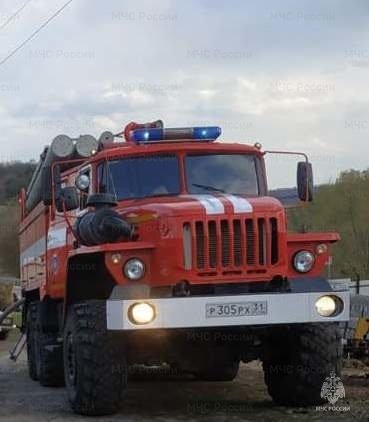 Спасатели МЧС России приняли участие в ликвидации ДТП в городе Строитель Яковлевского городского округа